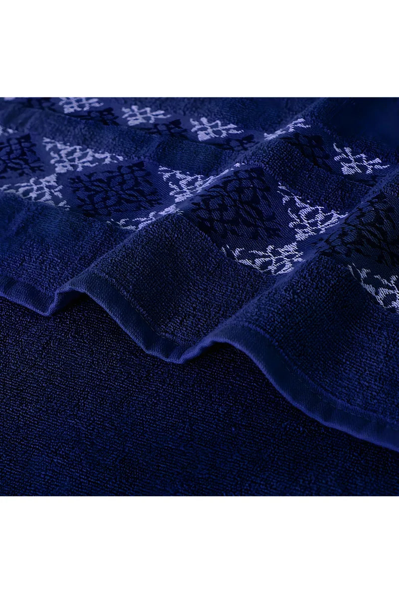 Cotton Towels Set | 3 Pcs | Elegant 3D Design | Available in Multiple Colors