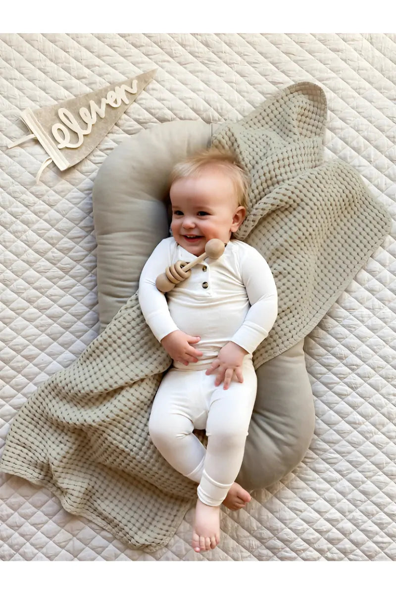 Kids Cozy Cloud Blanket (Beige)