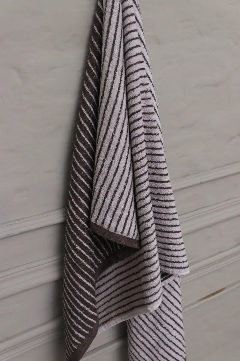 Premium Yarn Dyed Stripe Towels | Soft & Absorbent | 6 Colors Available