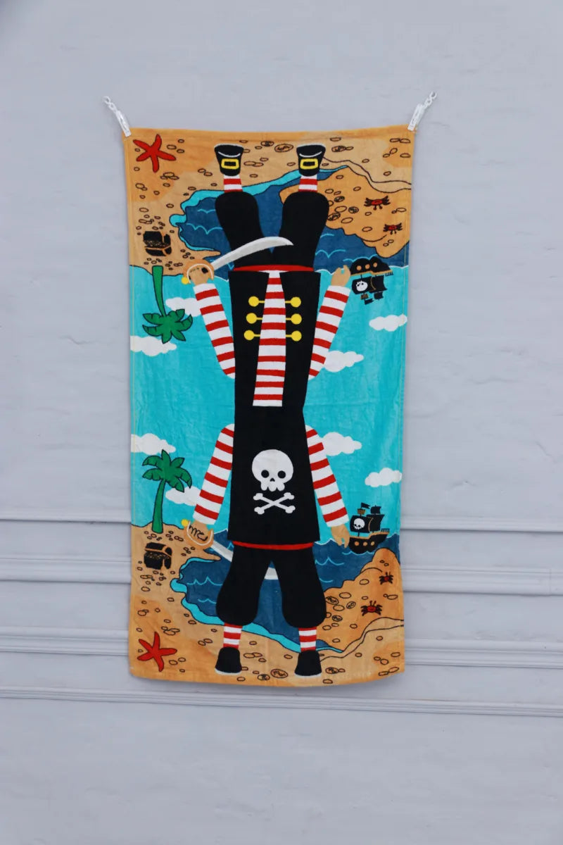 Playful Cartoon Print Towel – Bring Smiles to Bath Time