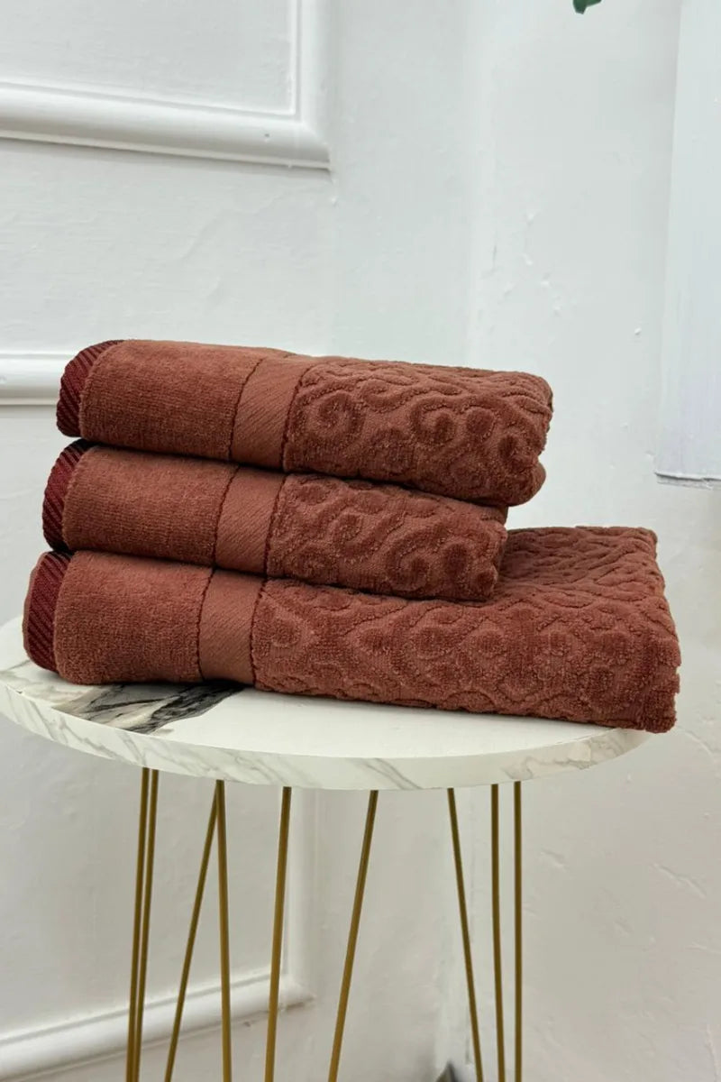 3-Pcs Export Towel Set – Soft & Absorbent
