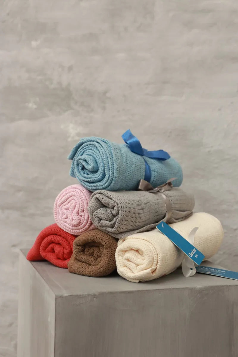 Kids Cozy Cloud Blanket (Beige)