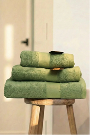 Green Cotton Towel Set – Pack of 3, Soft & Absorbent