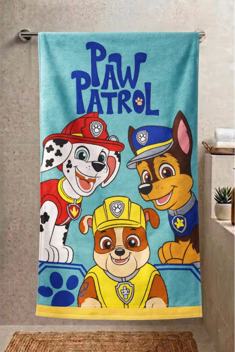 Playful Printed Towel for Kids – Bright Colors & Gentle Comfort