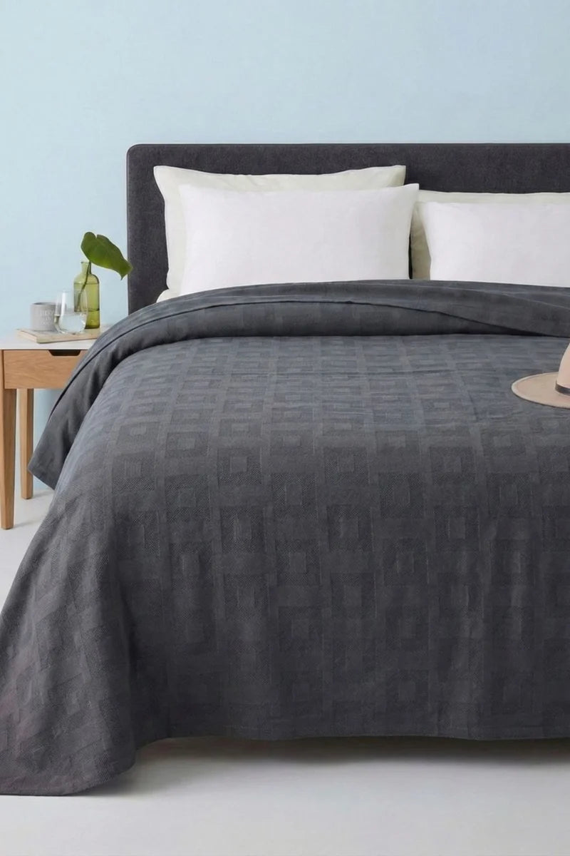 Box_Cellular blanket | 72x90 inches | 300 gsm (Modern thermal blanket)