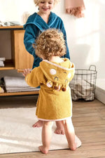 Giraffe Hooded Kids Bathrobe – Yellow (Ages 9 Months to 3 Years)