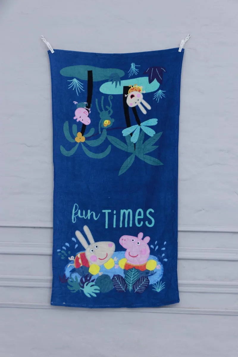 Playful Printed Towel for Kids – Bright Colors & Gentle Comfort