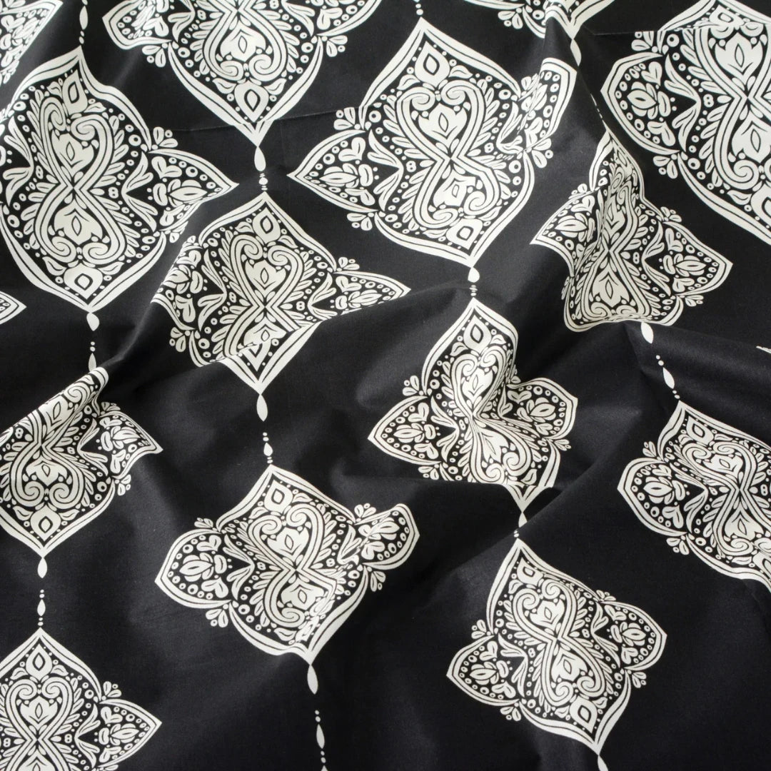 Signature Black Cotton Comforter Set – 7 Pieces