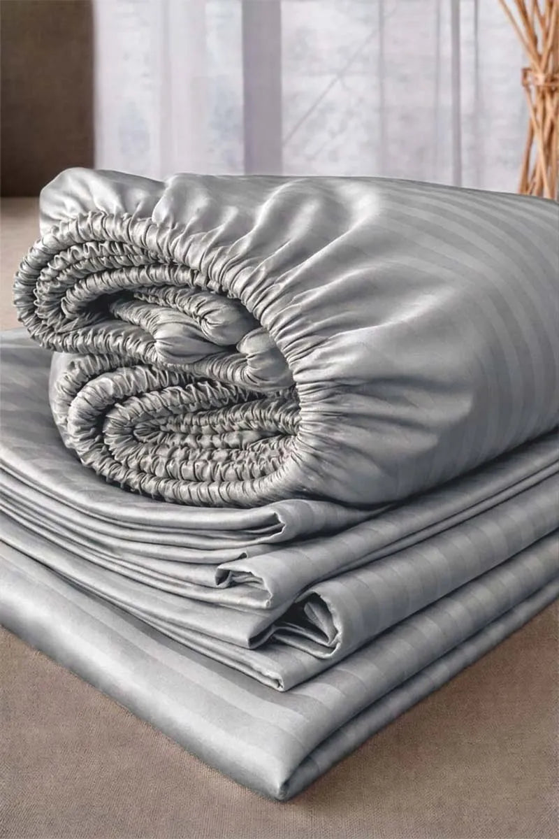 6 PCS Luxury Quilt Cover Set (King Size)