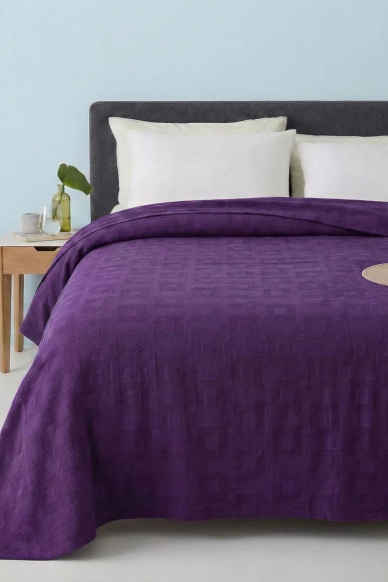 Elegant Purple Thermal Blanket 72x90 Inches | 300 GSM