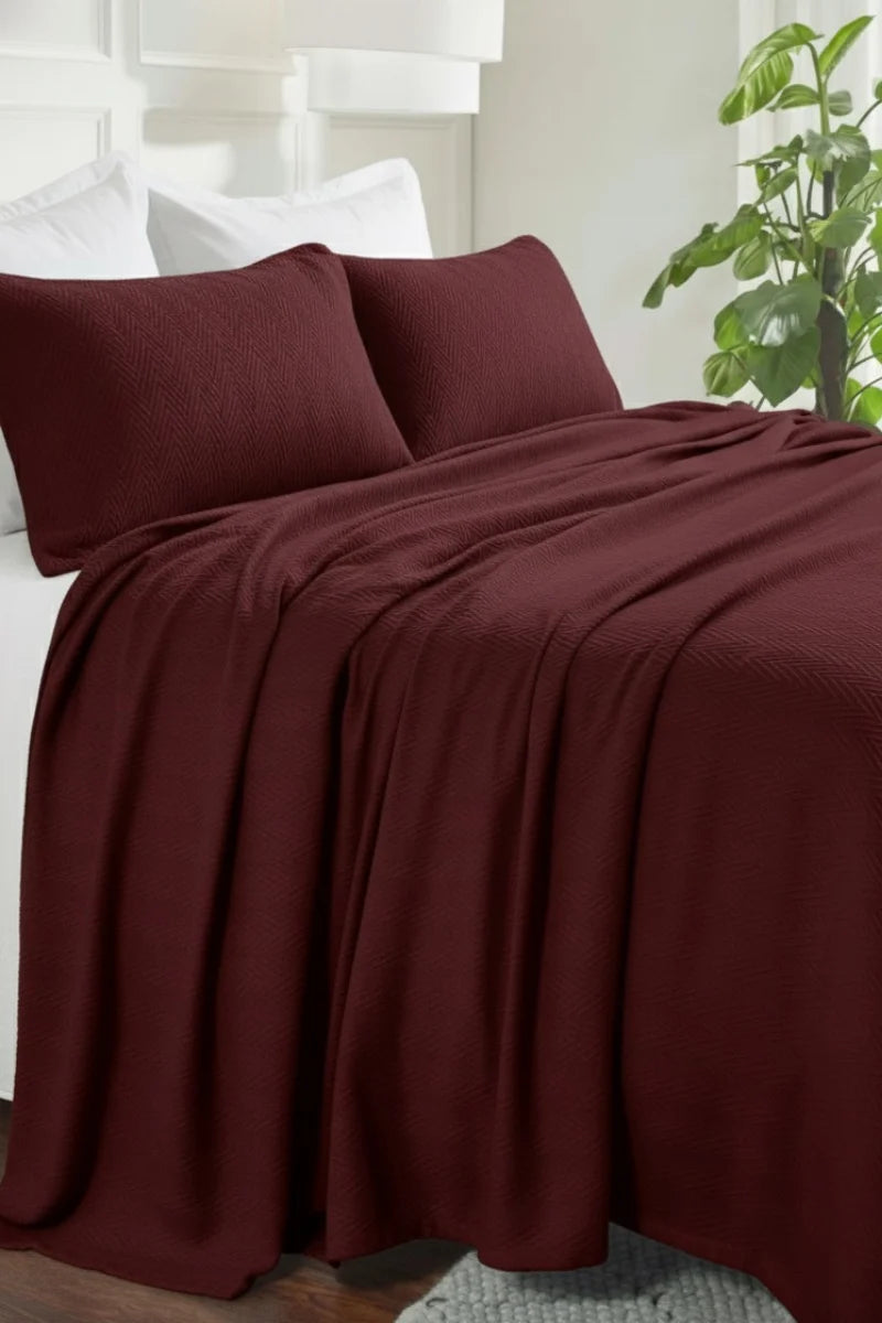 Thrown Blanket with pillow covers – (210x240 cm) | 100% Cotton Weave | Four-Season blanket | 300 GSM