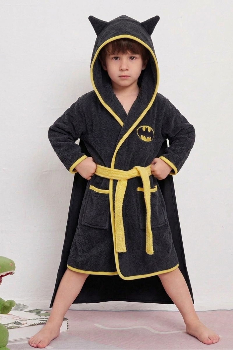 Batman Hooded Kids Bathrobe – Dark Grey & Black (Ages 4, 6, & 8)