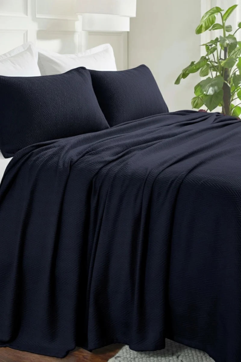 Thrown Blanket with pillow covers – (210x240 cm) | 100% Cotton Weave | Four-Season blanket | 300 GSM