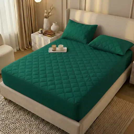 King Size Waterproof Quilted Mattress Cover + 2 Pillow Covers