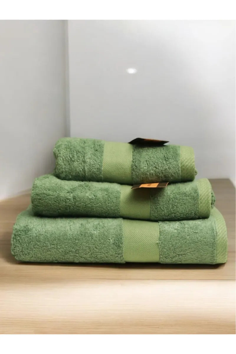 Green Cotton Towel Set – Pack of 3, Soft & Absorbent