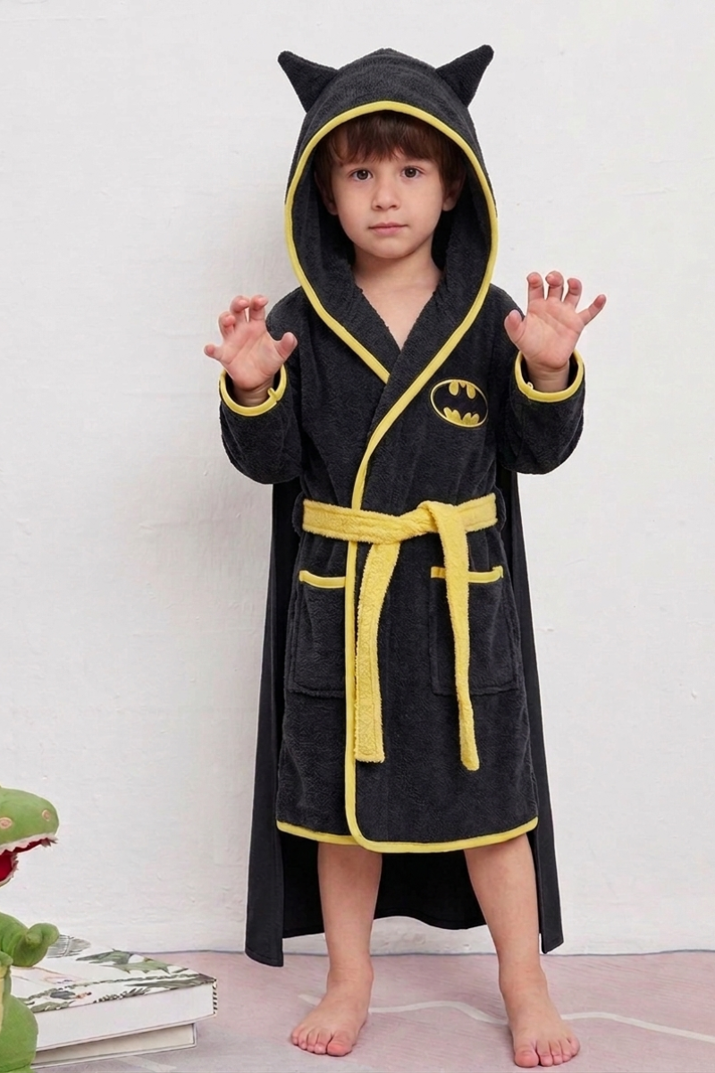 Batman Hooded Kids Bathrobe – Dark Grey & Black (Ages 4, 6, & 8)