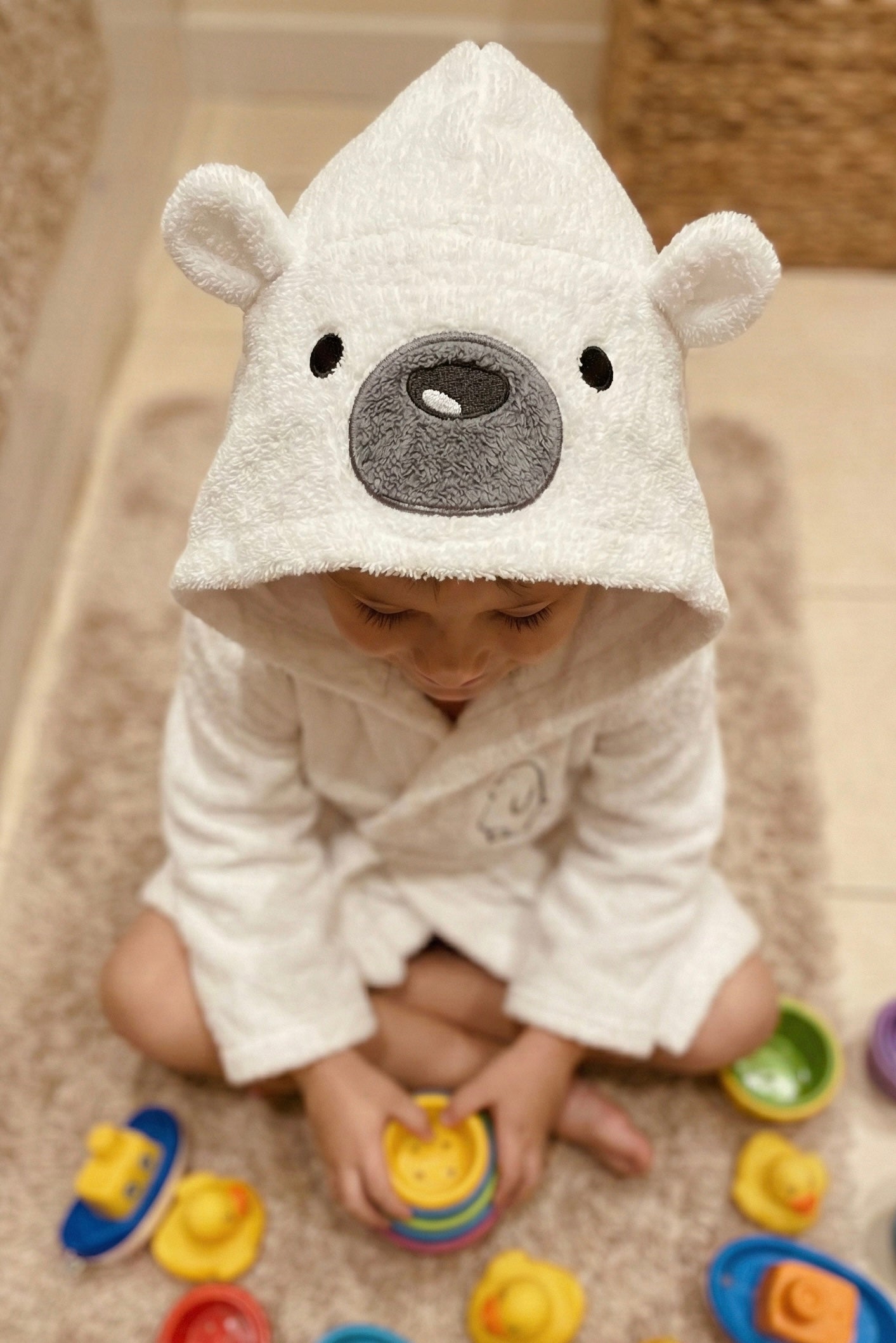 ICE BEAR Kids Bathrobe – White bear (Ages 2 - 4 - 6)
