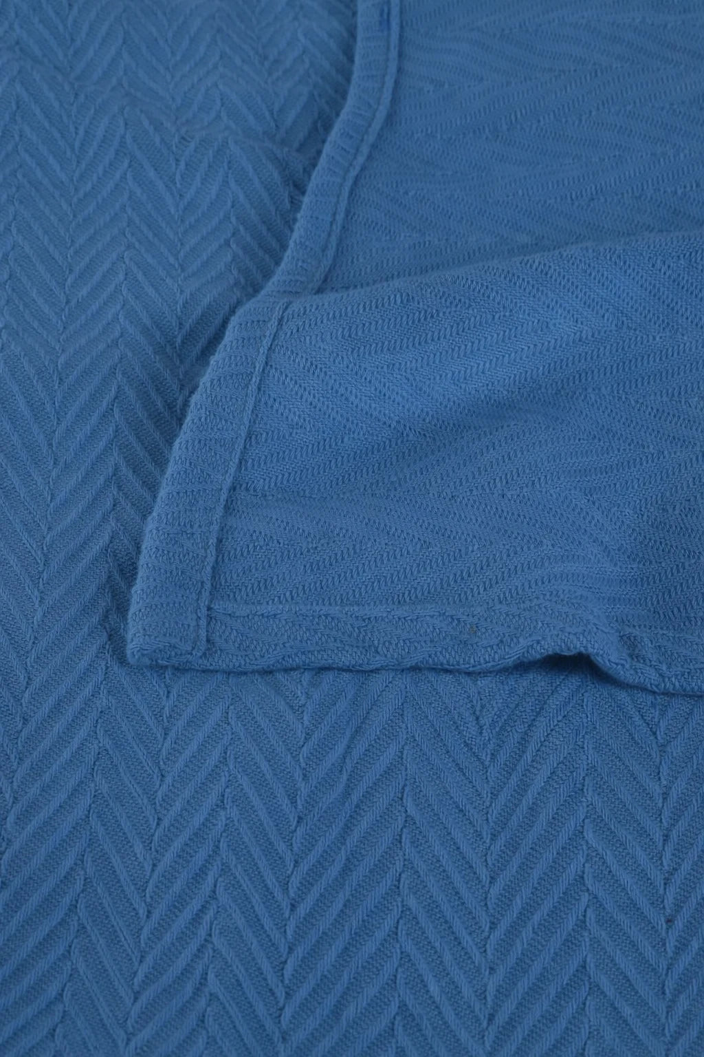 Zig-Zag Chevron All-Season Cotton Bedding Blanket
