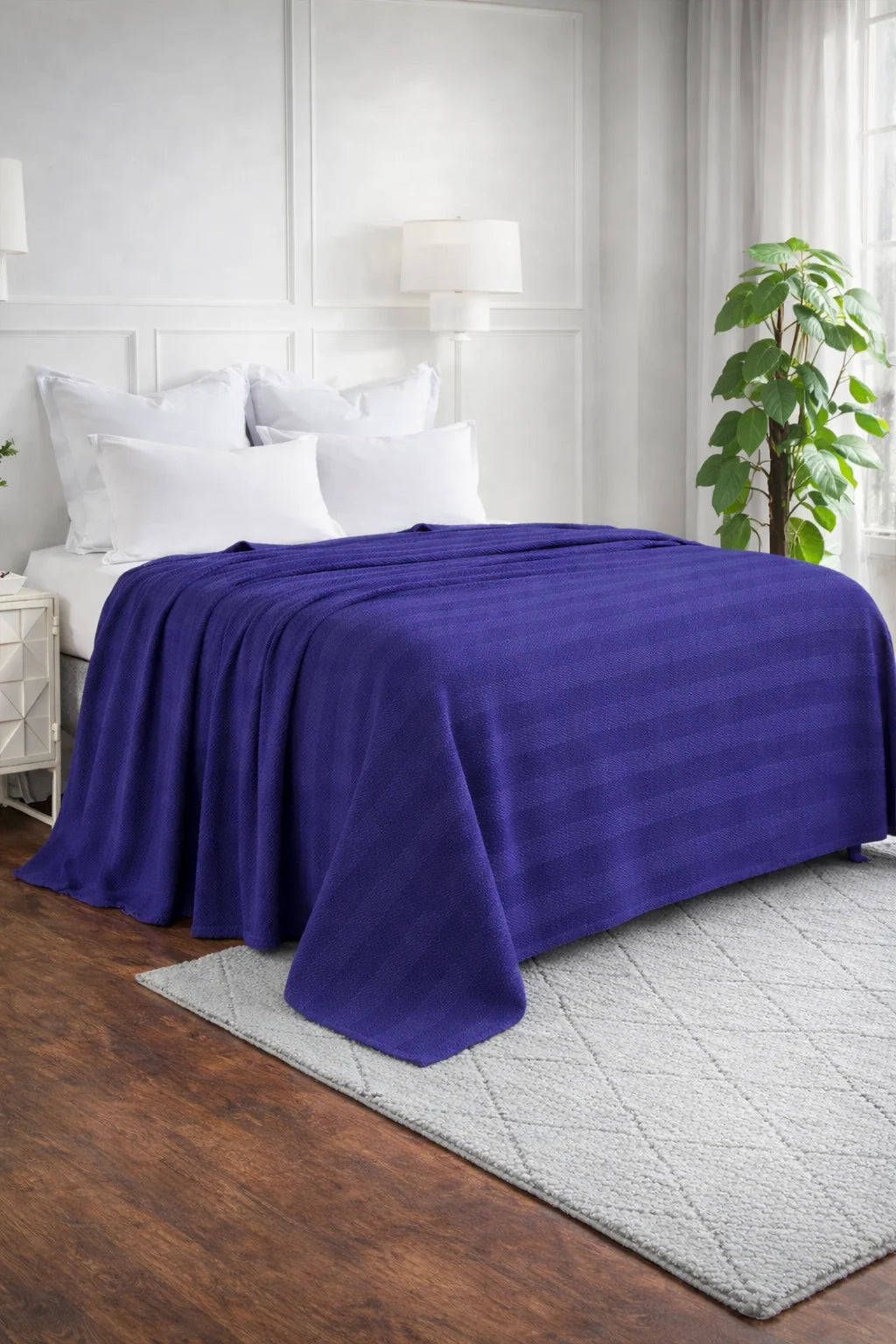 Textured Chevron Woven Cotton Blanket – Cozy All-Season Throw in Rich Blue