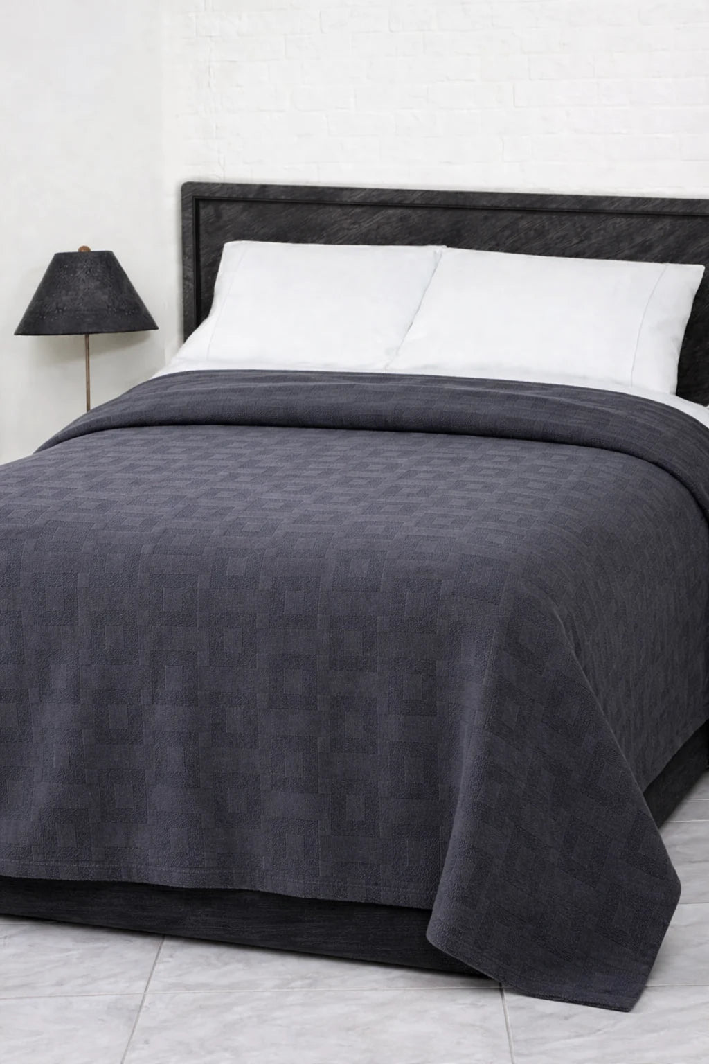 Elegant Dark Gray Geometric Thermal Blanket 72x90 Inches | 300 GSM