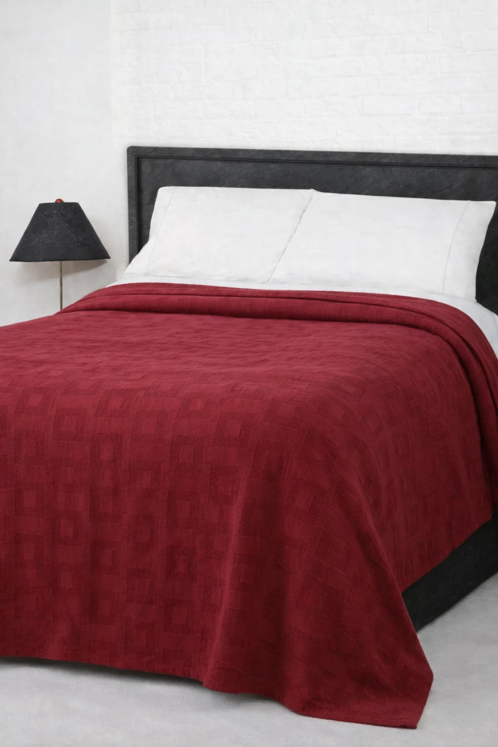 Red Textured Thermal Blanket 72x90 Inches | 300 GSM