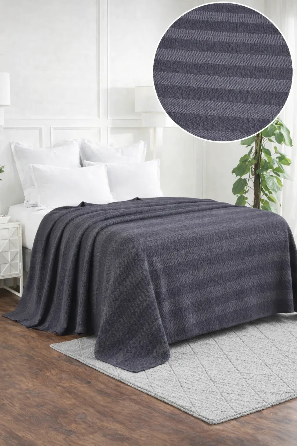 Textured Chevron Woven Cotton Blanket – Cozy All-Season Throw in Rich Black