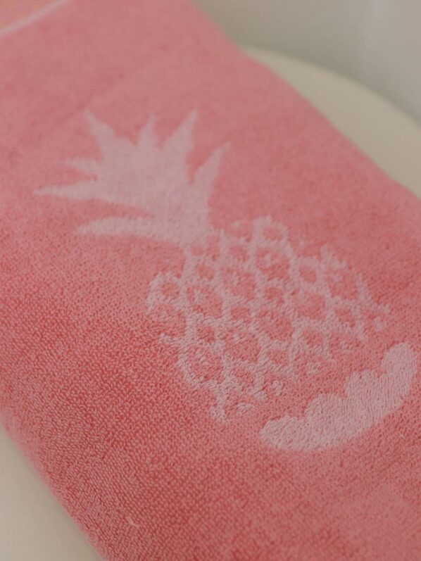 pineapple towel