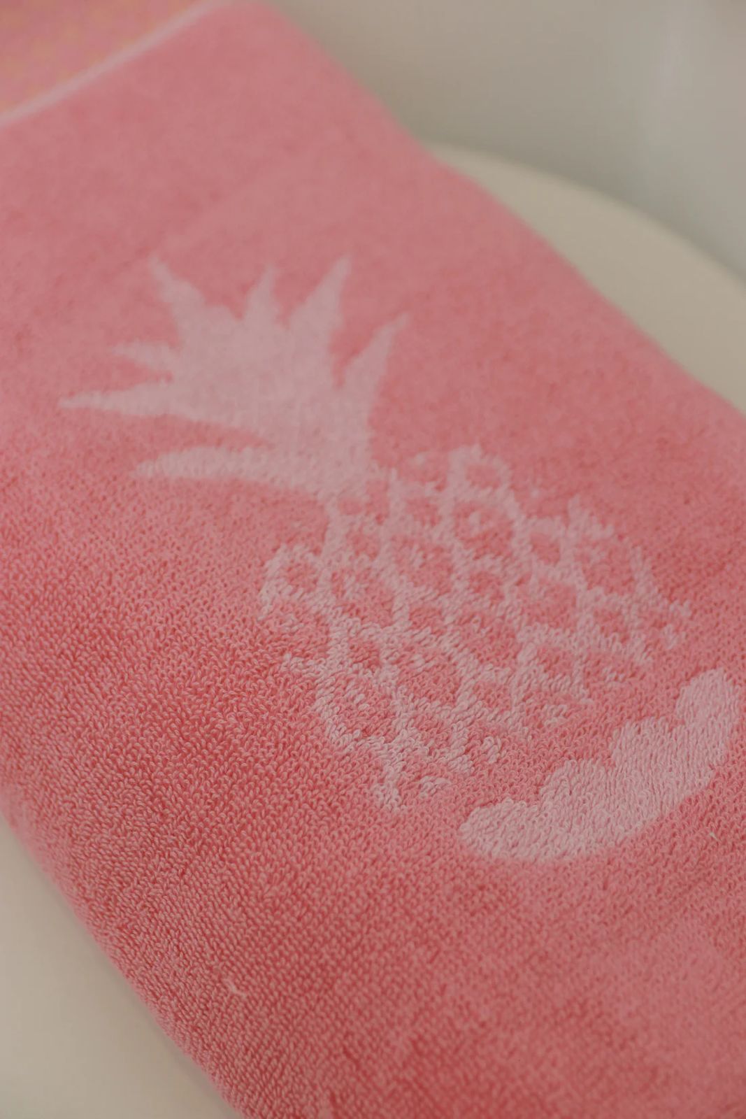 pineapple towel