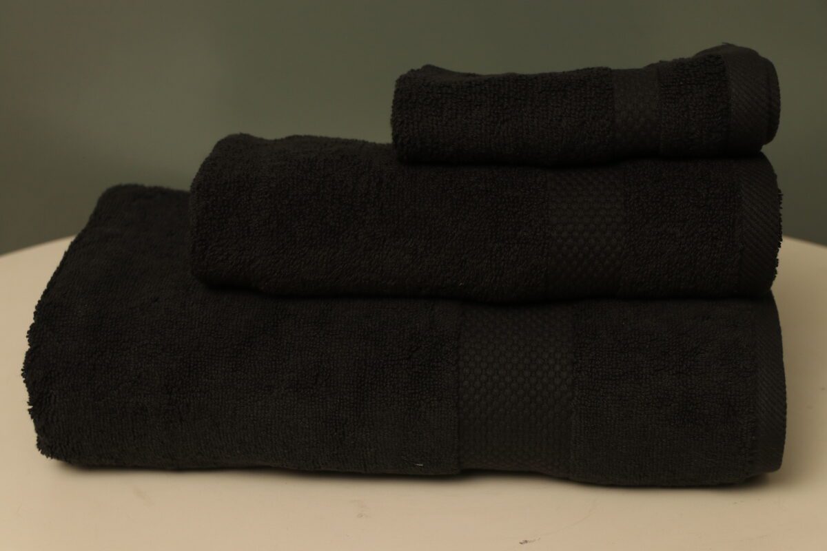 Black Diamond Towel Set | 3-Pcs | ST-305