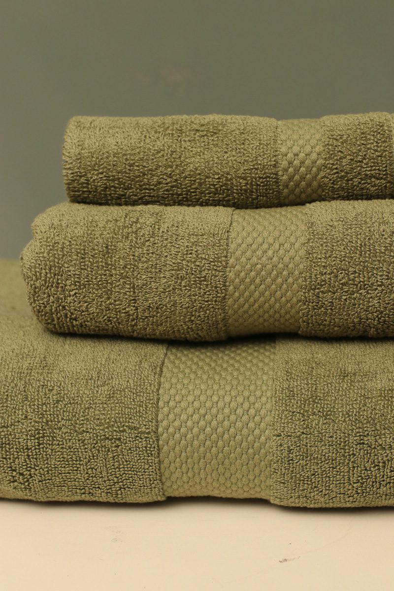 Parrot Green Diamond Towel Set | 3-Pcs | ST-307