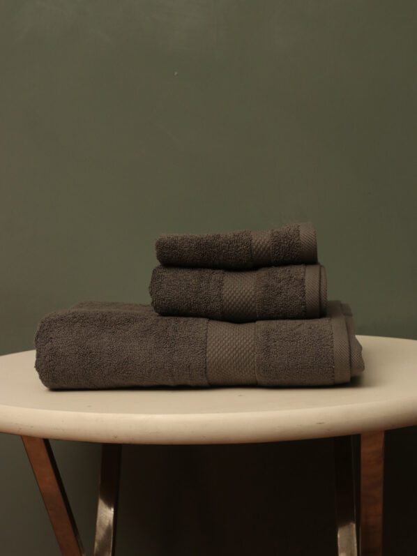 Brown Diamond Towel Set