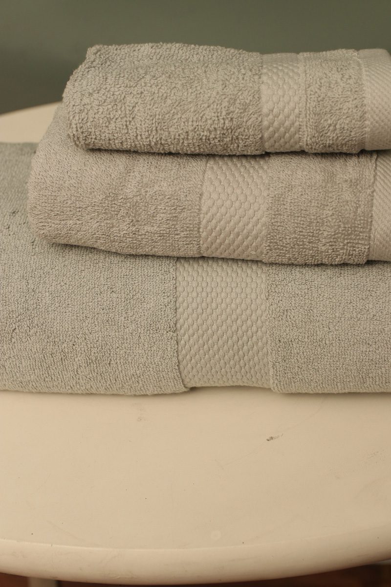 Silver Diamond Towel Set | 3-Pcs | ST-3013
