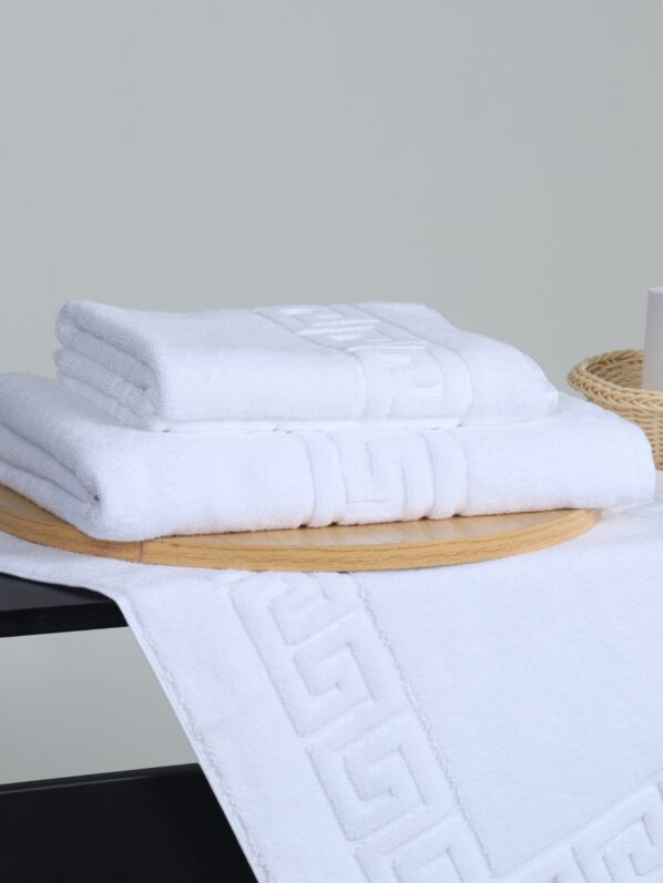 Elegant Towel & Bath Mat Set | 2 Towels + 1 Mat | Luxurious White Design