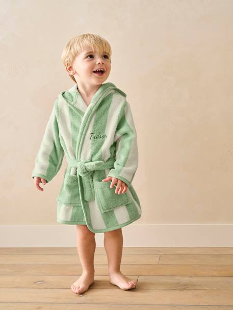 striped-baby-dressing-gown-with-recycled-cotton-transat-family-capsule-collection (1)